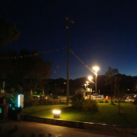Bocca di Magra Hotel Sette Archi מראה חיצוני תמונה