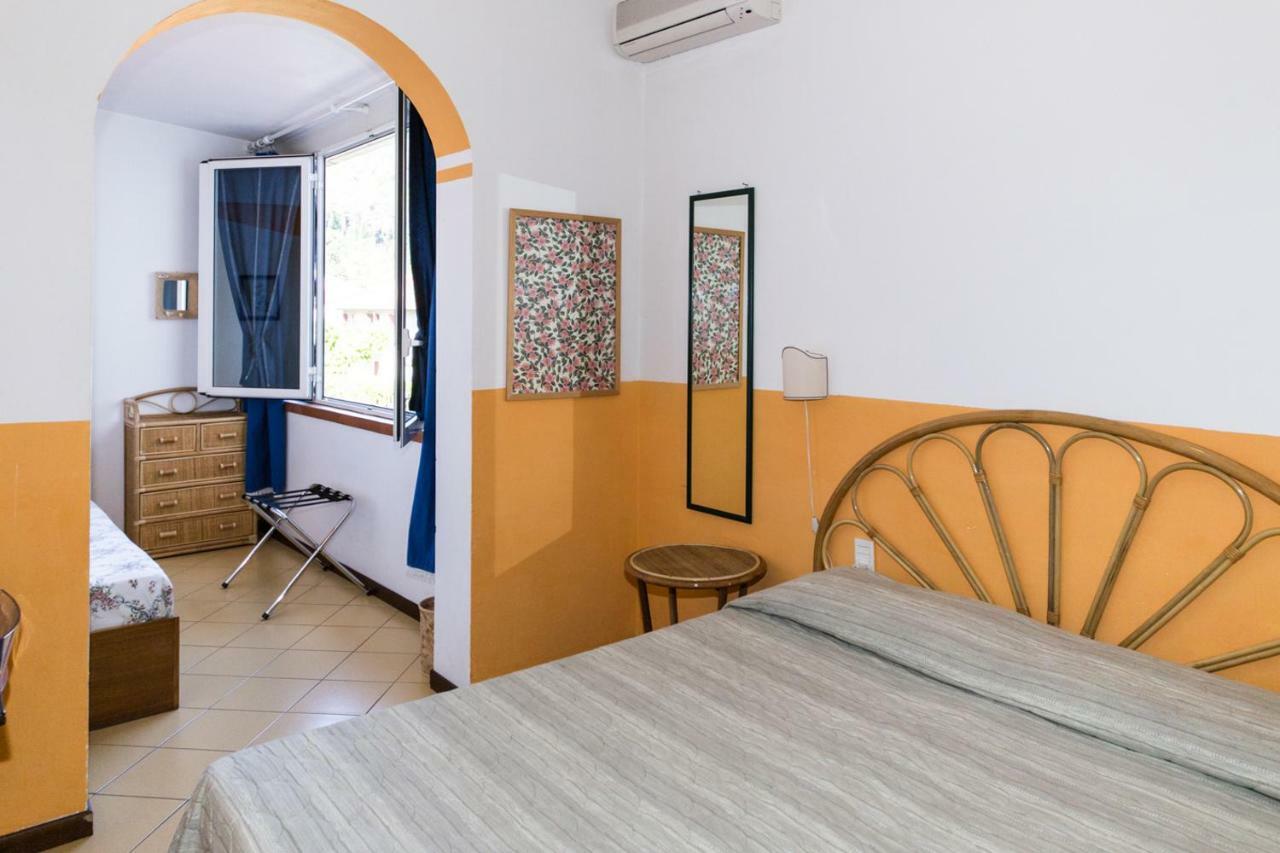 Bocca di Magra Hotel Sette Archi מראה חיצוני תמונה